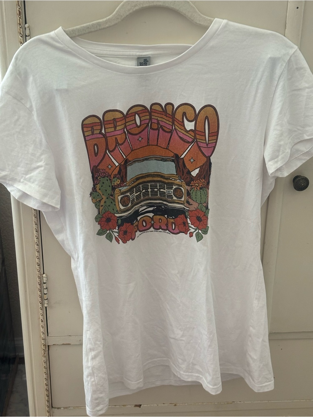 White Women’s Graphic Tee with Retro Truck Design